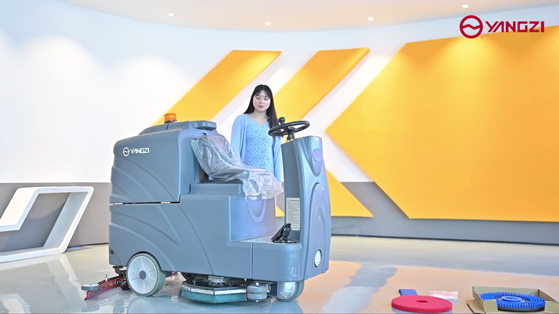 購買高效地板清潔機(jī)的注意事項(xiàng)