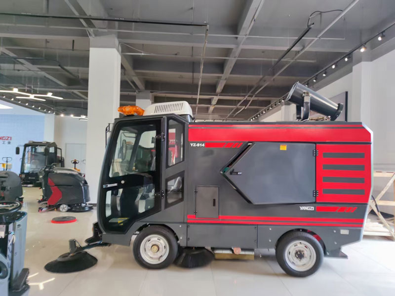 工業(yè)掃地機(jī)品質(zhì)過(guò)硬要具備哪些