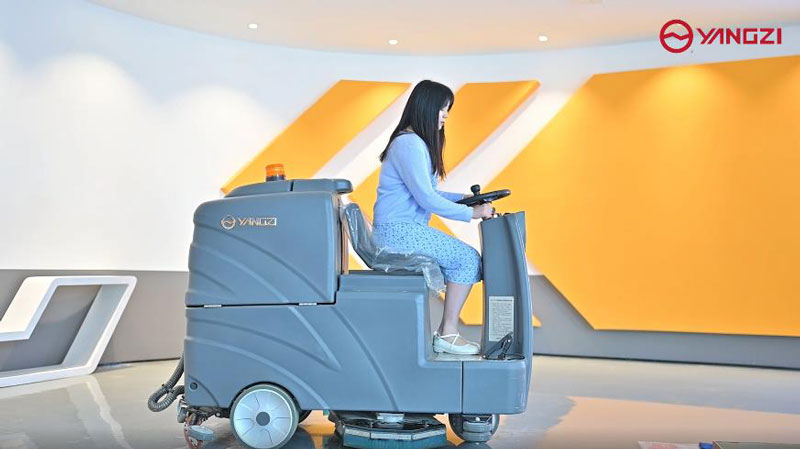 電池供電的洗地機(jī)的優(yōu)勢(shì)！