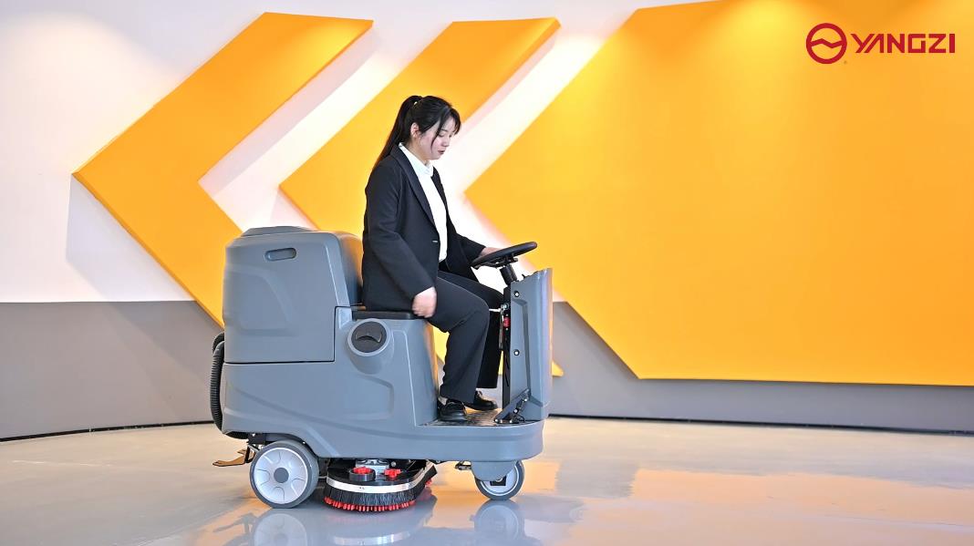 丟掉拖把和水桶，用揚(yáng)子洗地機(jī)省時省力